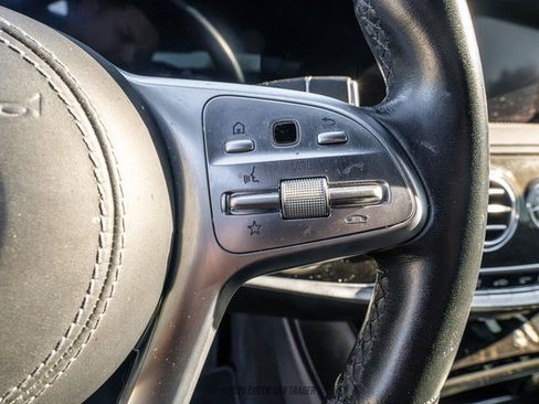 Used 2020 Mercedes-Benz S 560 Sedan image 36