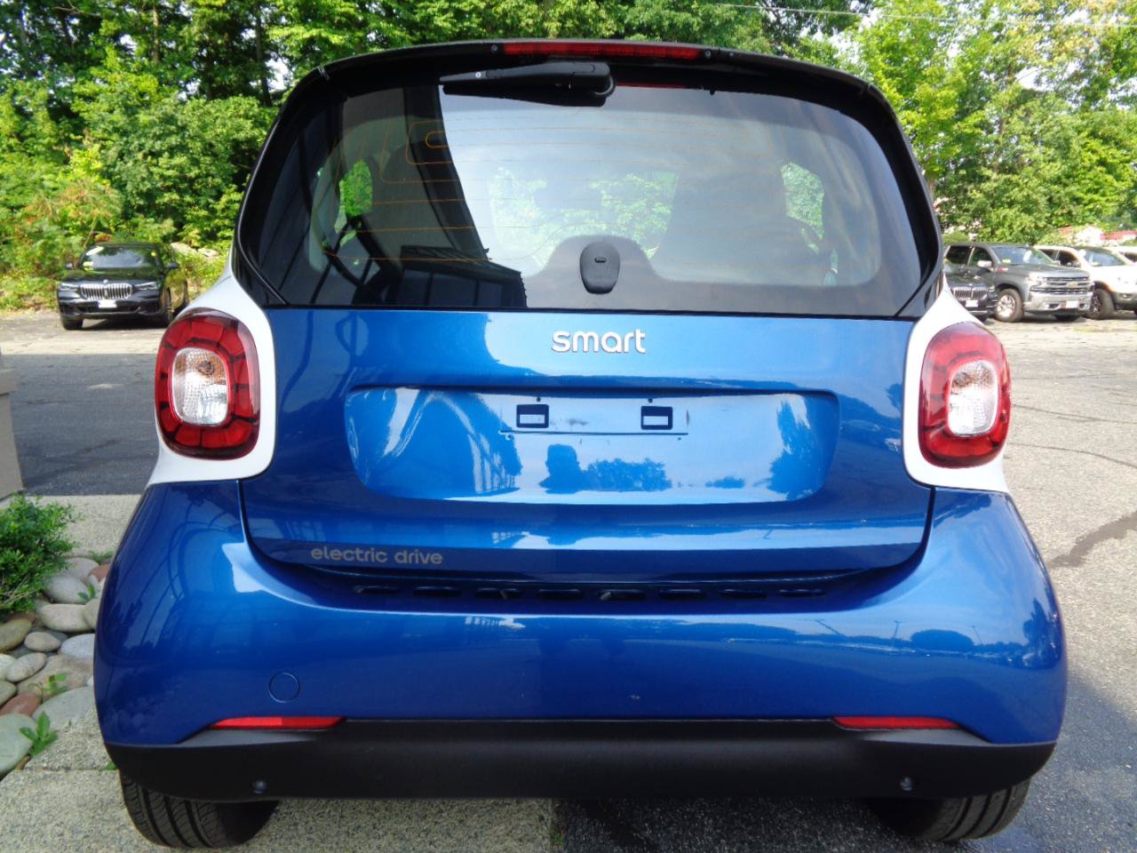 Used 2017 smart fortwo electric drive RWD image 6