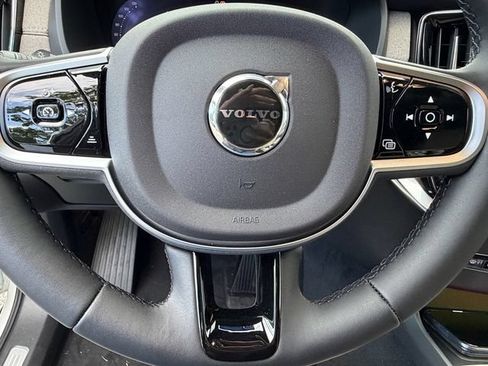 New 2026 Volvo XC90 T8 Plus AWD/4WD image 21