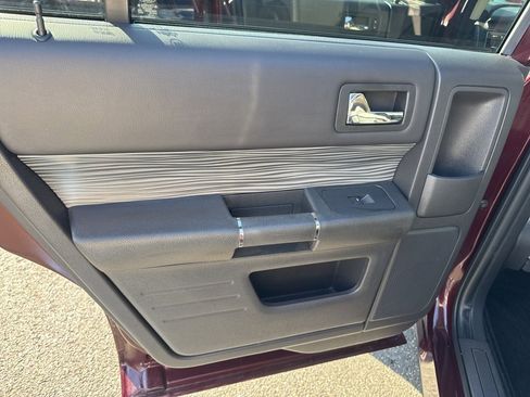 Used 2018 Ford Flex SEL w/ Equipment Group 202A image 39
