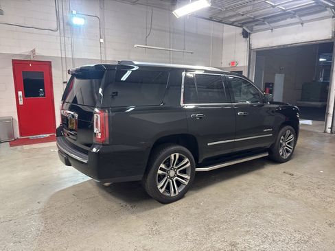 Used 2016 GMC Yukon Denali w/ Open Road Package AWD/4WD image 8