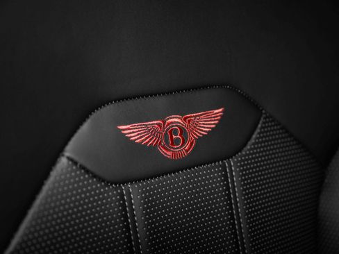 Certified 2022 Bentley Bentayga image 45