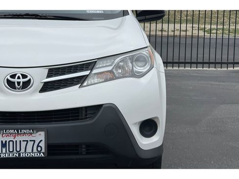 Used 2013 Toyota RAV4 LE FWD image 45