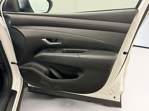 Used 2025 Hyundai Tucson SEL AWD/4WD image 34