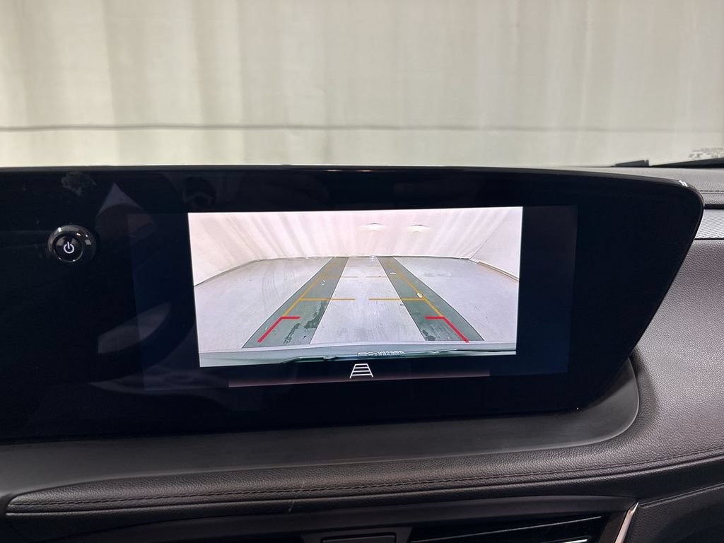 Certified 2024 Buick Encore GX Preferred FWD image 15
