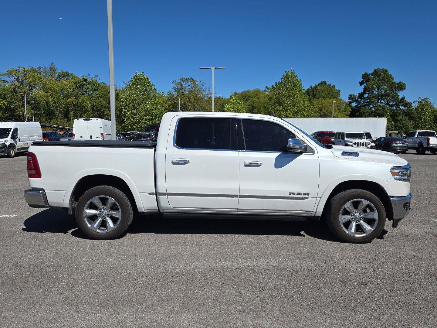 Used 2022 RAM 1500 Limited w/ Bed Utility Group AWD/4WD image 8