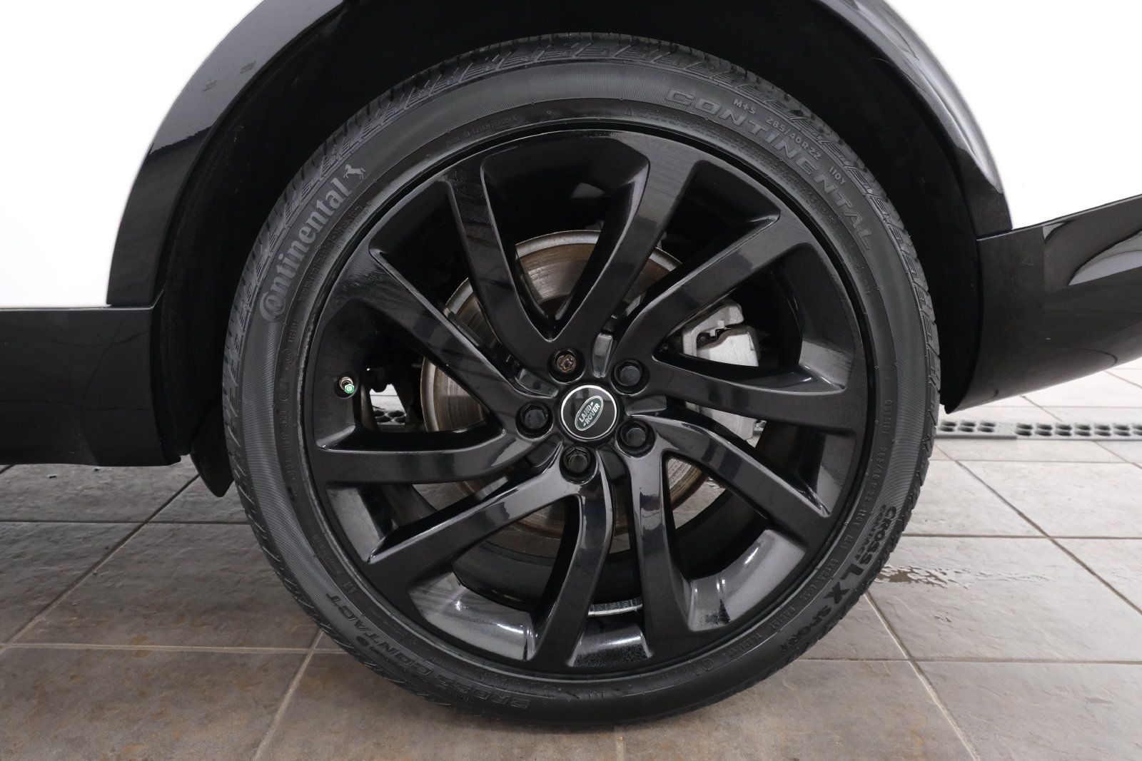 Used 2019 Land Rover Discovery HSE Luxury AWD/4WD image 38