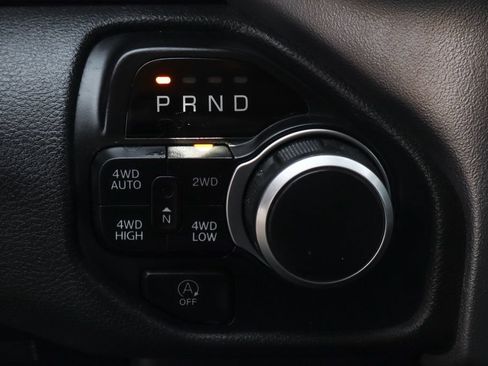 Used 2019 RAM 1500 Big Horn AWD/4WD image 36