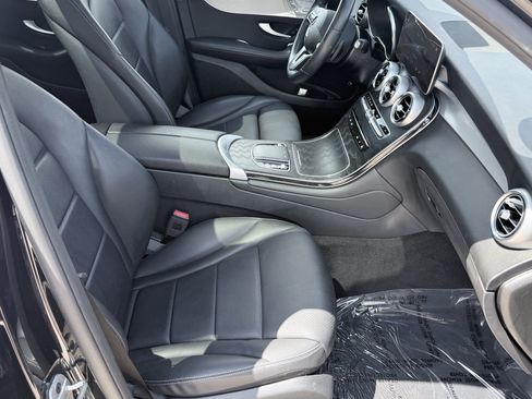 Used 2022 Mercedes-Benz GLC 300 w/ Premium Package Lite image 43