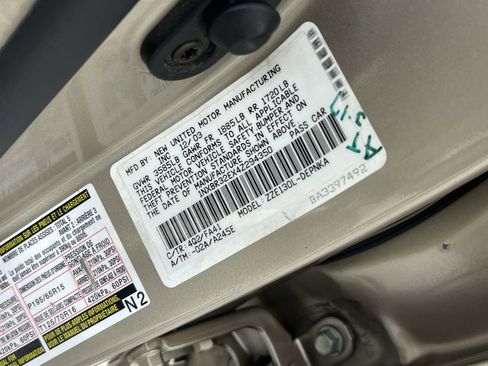 Used 2004 Toyota Corolla LE image 11