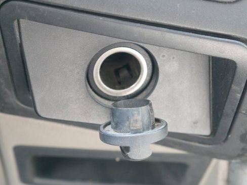 Used 2010 Ford F450 XL image 26