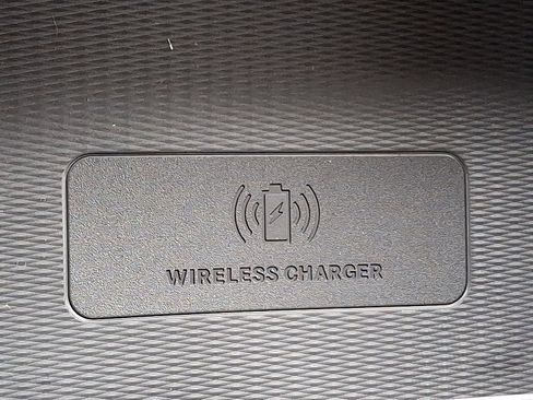 New 2025 Jeep Grand Cherokee Altitude image 14