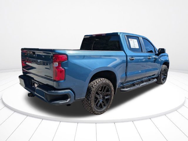 Used 2024 Chevrolet Silverado 1500 Custom w/ Turbomax Blackout Package RWD image 4