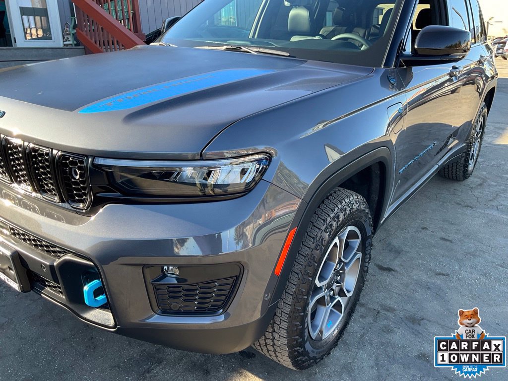Used 2023 Jeep Grand Cherokee Trailhawk w/ Advanced Protech Group II AWD/4WD image 97