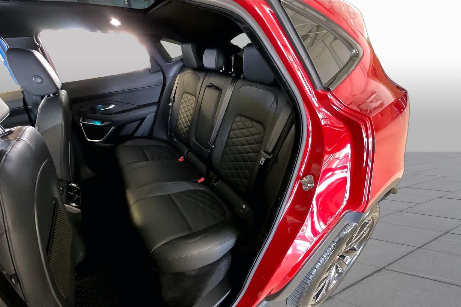 Used 2020 Jaguar E-PACE SE AWD/4WD image 19
