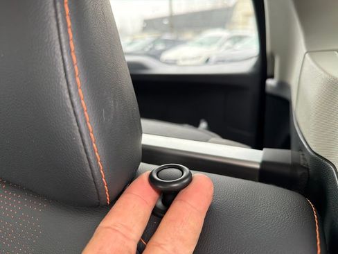 Used 2021 Subaru Crosstrek 2.5i Limited w/ Moonroof Package 2 image 28