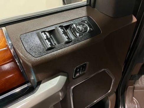 Used 2017 Ford F150 King Ranch w/ Equipment Group 601A Luxury image 37