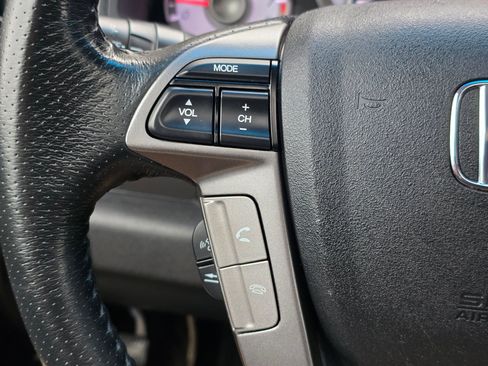 Used 2014 Honda Pilot Touring image 35