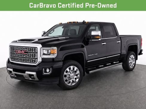 Used 2019 GMC Sierra 2500 Denali w/ Duramax Plus Package AWD/4WD image 2