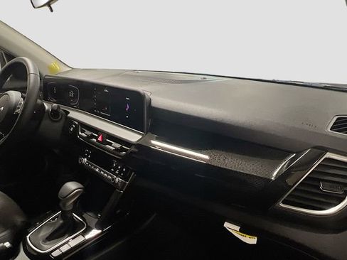 New 2026 Kia Seltos S image 29