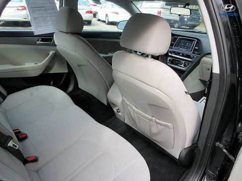 Used 2018 Hyundai Sonata SE image 25