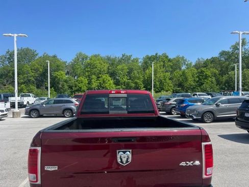 Used 2018 RAM 1500 Laramie w/ Convenience Group AWD/4WD image 11