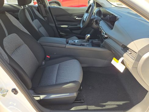 New 2026 Nissan Sentra SV w/ Floor Mat Package FWD image 17