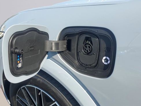 New 2025 Ford Mustang Mach-E Premium image 13