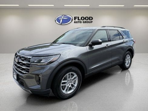 New 2027 Ford Explorer Active AWD/4WD image 3