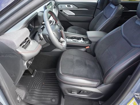 Used 2025 Ford Explorer ST w/ Sun And Sound Package AWD/4WD image 19