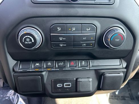 Used 2026 Chevrolet Silverado 1500 Custom image 14