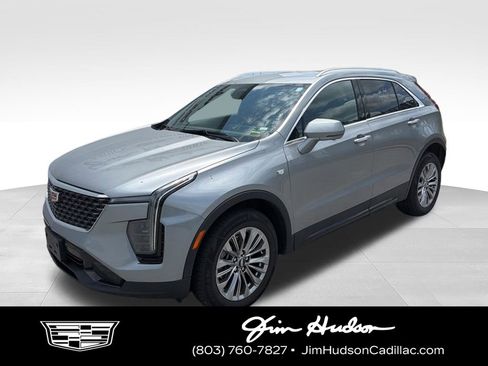 Used 2025 Cadillac XT4 Premium Luxury FWD image 1