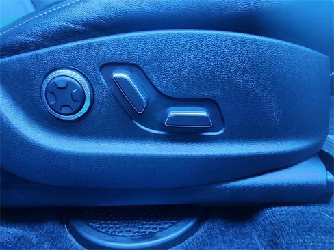 Used 2023 Genesis GV80 2.5T w/ Prestige Package image 23