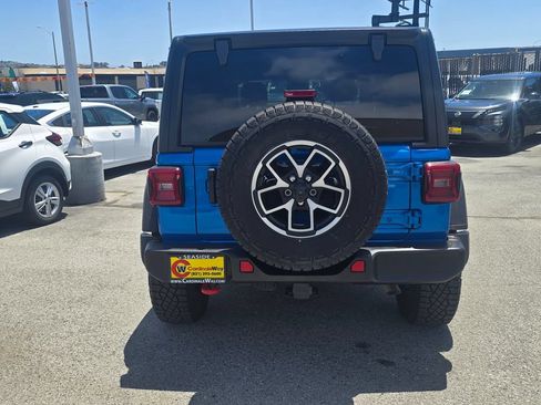 Used 2024 Jeep Wrangler Unlimited Rubicon AWD/4WD image 30