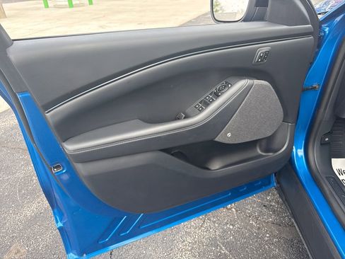 Used 2025 Ford Mustang Mach-E Premium AWD/4WD image 27