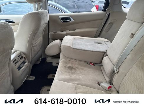 Used 2015 Nissan Pathfinder SV AWD/4WD image 9