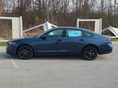 New 2025 Honda Accord SE image 11