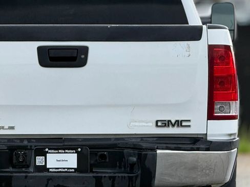 Used 2013 GMC Sierra 2500 SLE w/ HD SLE Premium Package AWD/4WD image 14