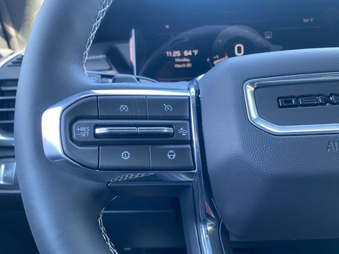 New 2026 GMC Acadia Denali Ultimate w/ LPO, Floor Liner Package AWD/4WD image 29