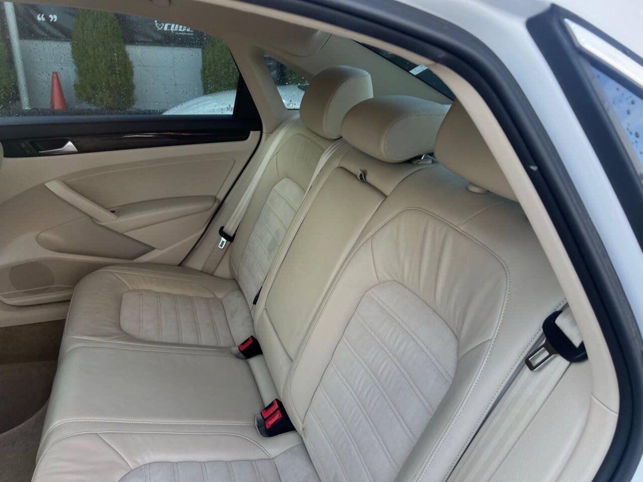 Used 2014 Volkswagen Passat 1.8T SEL Premium FWD image 14
