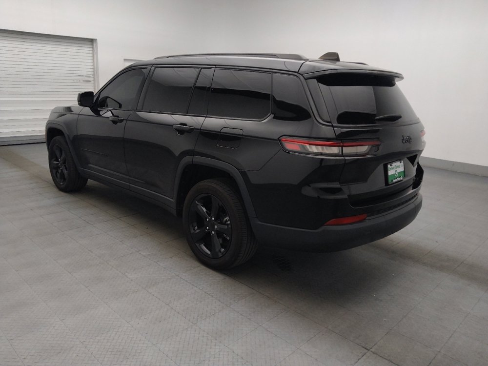 Used 2023 Jeep Grand Cherokee L Laredo RWD image 3