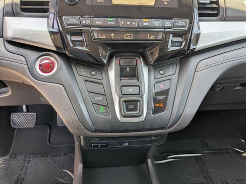 Used 2019 Honda Odyssey EX-L image 12