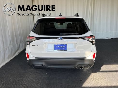 Used 2025 Subaru Forester Limited AWD/4WD image 30