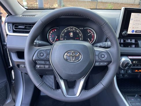New 2025 Toyota RAV4 XLE image 16