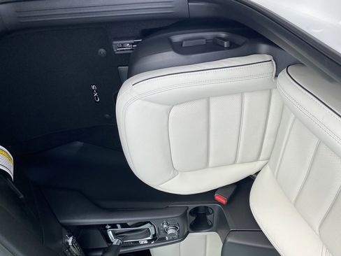 New 2025 MAZDA CX-5 AWD 2.5 S w/ Preferred Package image 8