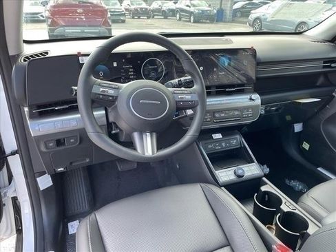Certified 2025 Hyundai Kona Limited image 9