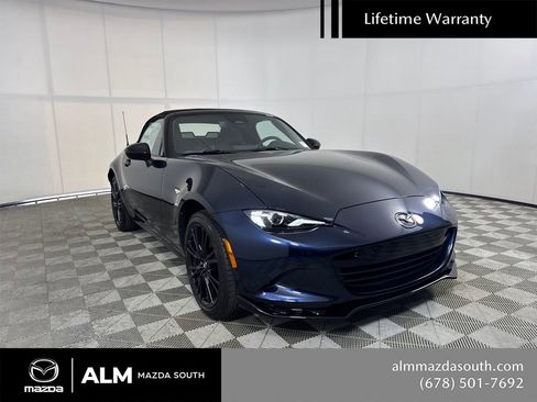 New 2026 MAZDA MX-5 Miata Club w/ Interior Package RWD image 4