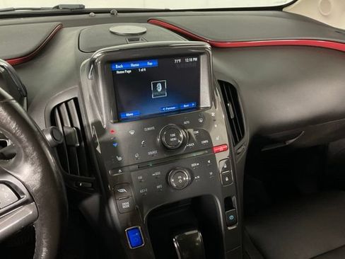 Used 2013 Chevrolet Volt Premium w/ Premium Trim Package FWD image 17