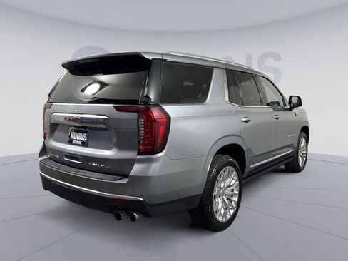 Used 2024 GMC Yukon Denali w/ Advanced Technology Package image 7