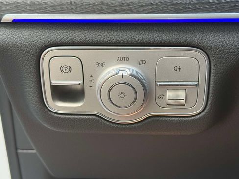 Used 2023 Mercedes-Benz GLS 580 4MATIC image 30